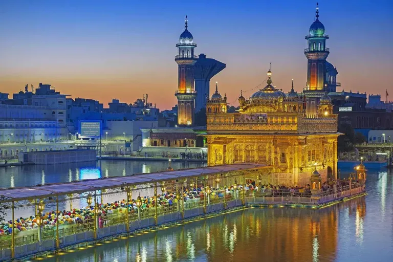 Amritsar Golden Temple Facts: Fascinating facts about the iconic Golden Temple in Amritsar | Times of India Travel