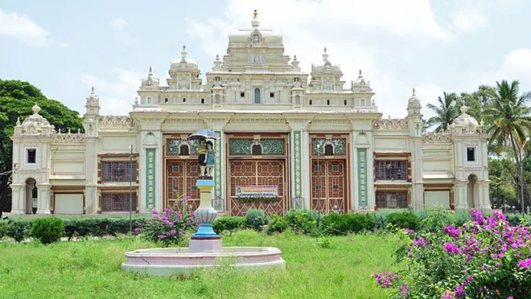 Jaganmohan Palace - Mysore | Jaganmohan Palace Photos, Sightseeing -NativePlanet