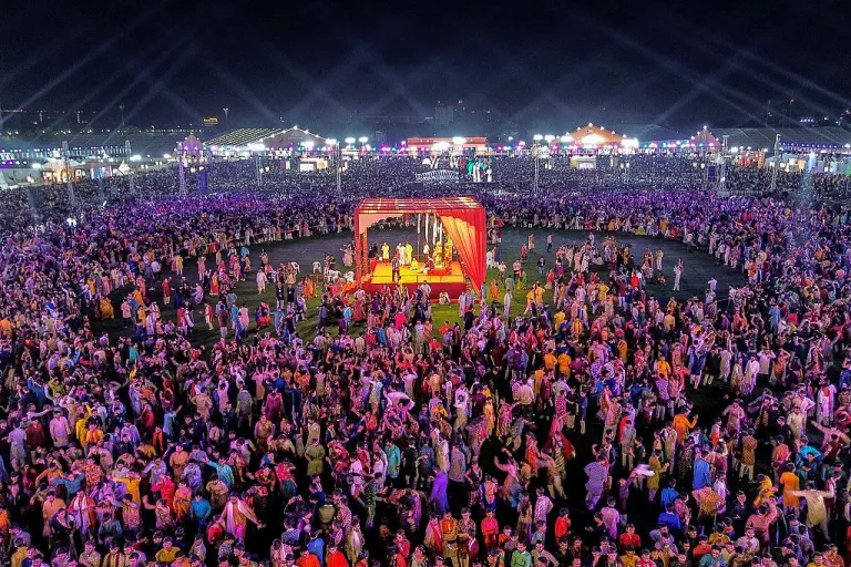 INDIA-RELIGION-CULTURE-FESTIVAL-DANCE