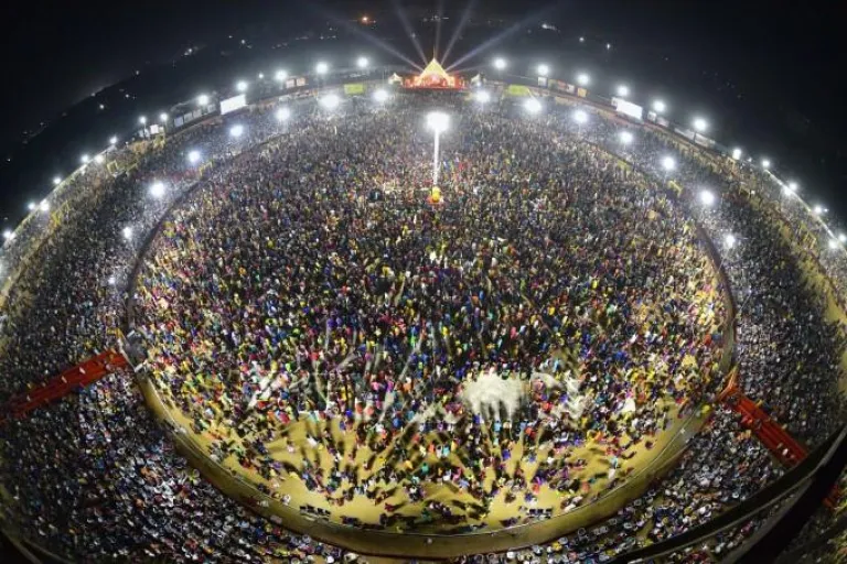 Navratri Celebrations Across India 2019 Photos: HD Images, Pictures, News Pics - Oneindia Photos - Oneindia