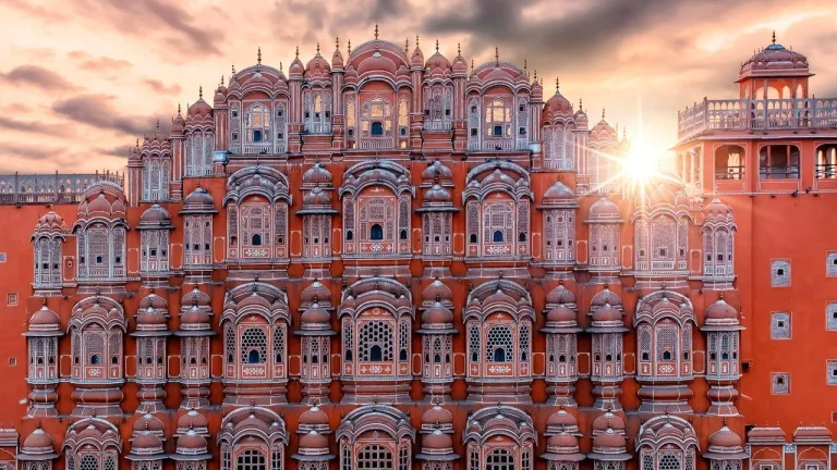 Taj Mahal Tours | Luxury Agra Travel with Taj Beyond India