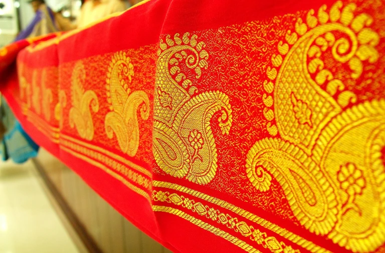 Mysore silk saree's zari made of pure gold thread