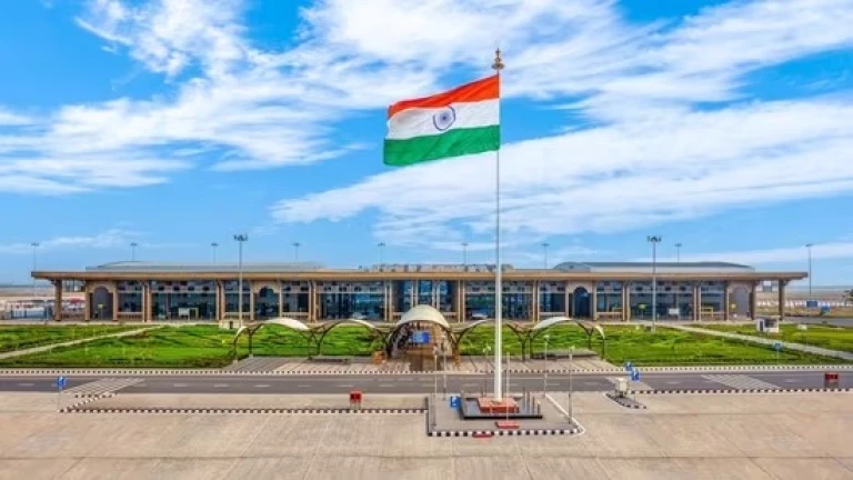 Outside view of the Surat Airport(Narendra Modi/X)