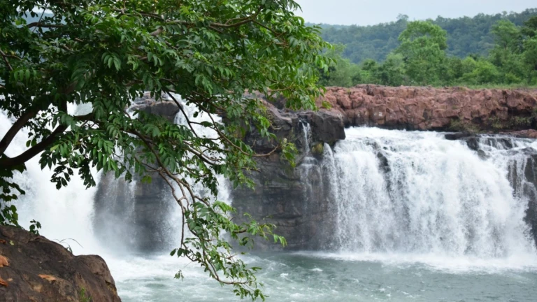 Kadam Dam Waterfall