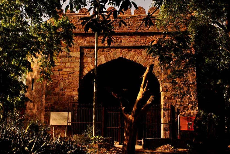 Khooni Darwaza Gateway to Haunted Legends.