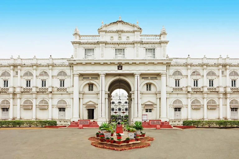 Jai Vilas Palace: A timeless treasure trove of opulence and elegance in Gwalior.