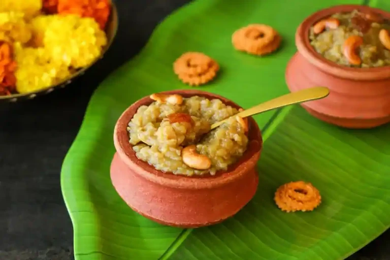 Chakkara Pongal: Sweet Rice Pudding Delight