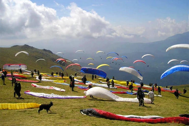 Bir-Billing : Paragliding and Camping Site