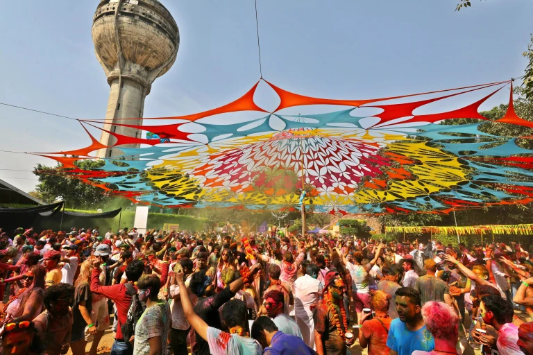 Holi Moo Festival
