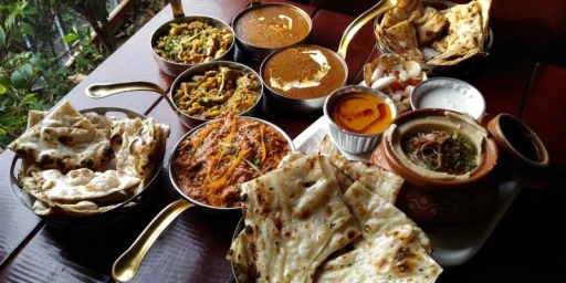 image for article Exploring Delhi's Famous Cuisine: A Food Lover's Guide