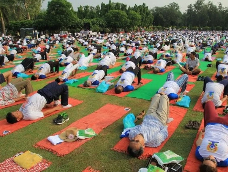 Yoga Rave by the Lake at Nehru Park