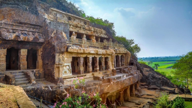 Amaravati Cave, Maharashtra