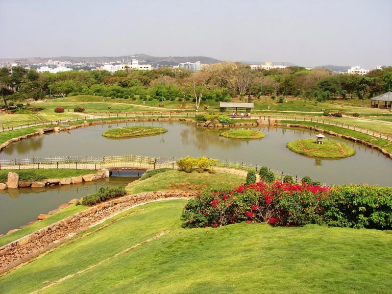 Pu La Deshpande Japanese Garden, Pune 