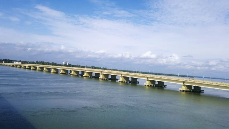 Vembanad Bridge, Kochi