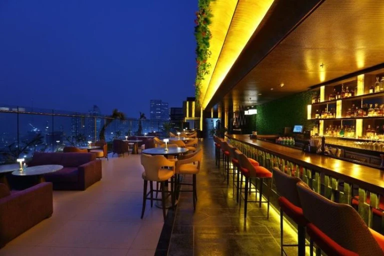 Rooftop Restaurants mumbai night