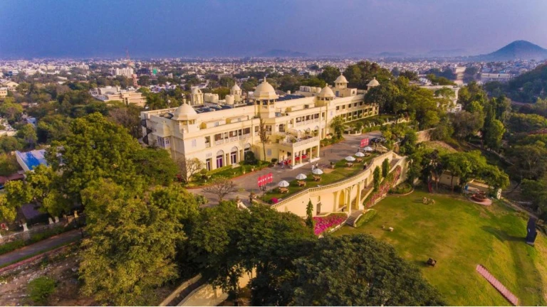 Lalit Laxmi Vilas Palace