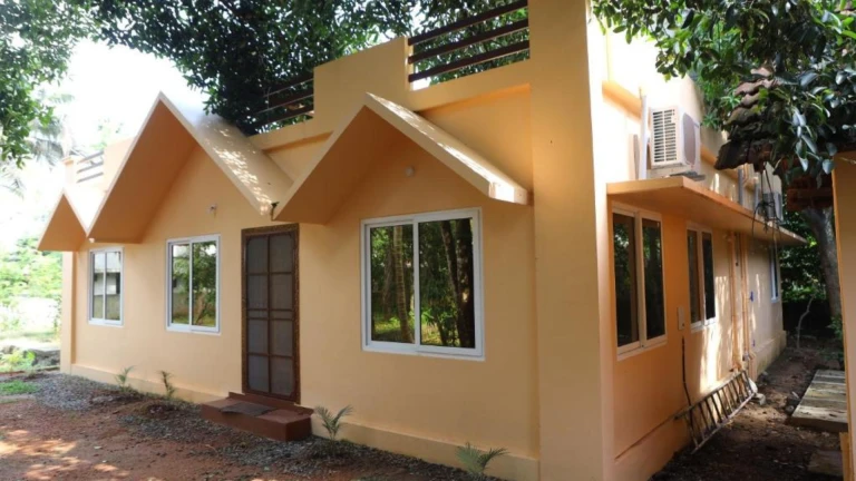 Backpackers Cochin Villa