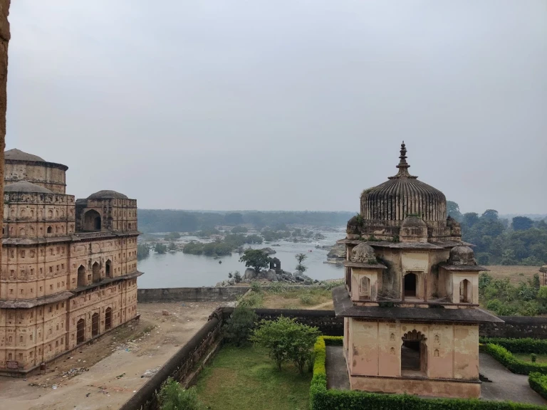 Cenotaphs (Chhatris), Orchha 