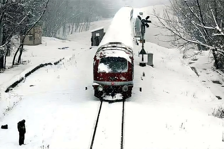 top 10 indian railway journeys