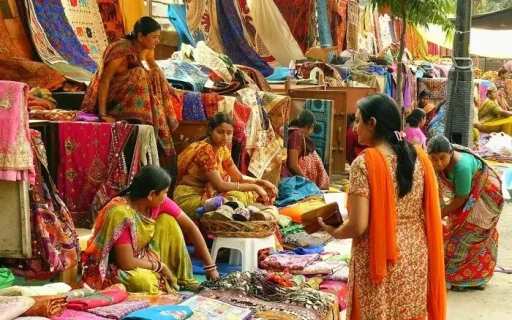 image for article 15 Must-Visit Shopping Destinations in India 2023