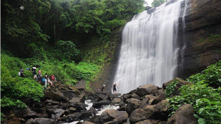 Vihigaon Waterfall