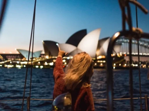 image for article A 8D7N Sydney & Surrounds Itinerary – Cafes, Wildlife, Vivid Sydney & More!