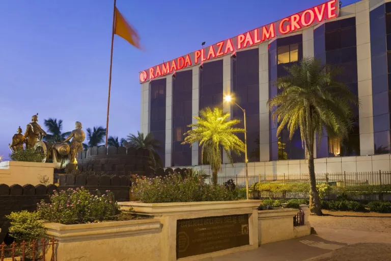 Ramada Plaza Palm Grove Juhu 