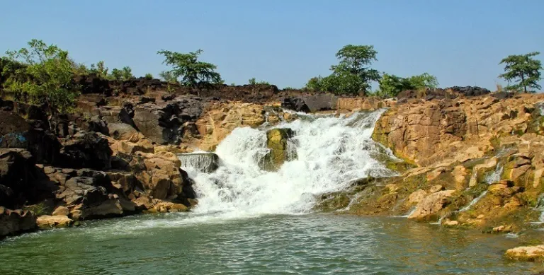 Kuntala Waterfall